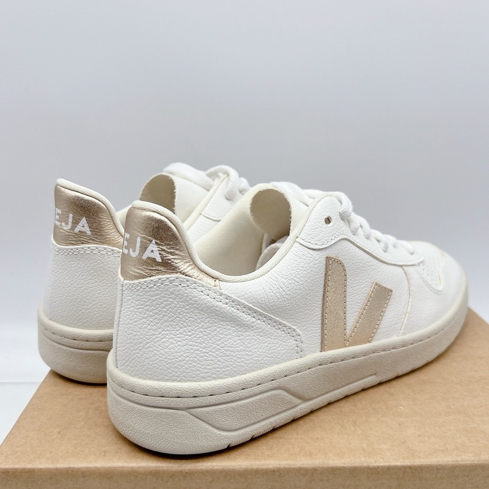 Veja V-10 Womens Fashion Sneakers Chromefree White Platine Leather Lace Up US 10 - Picture 6 of 14